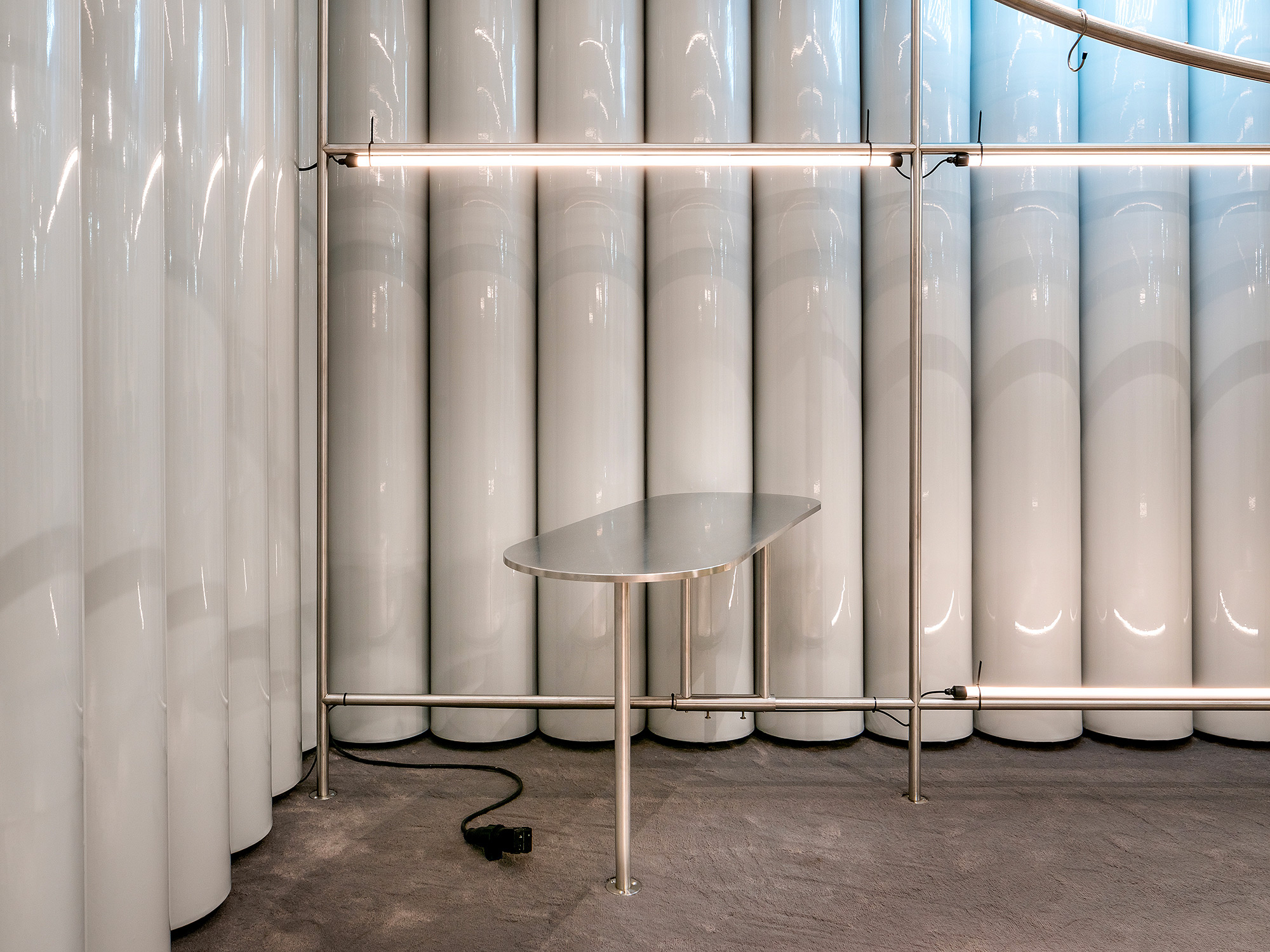 Valstar installation mirror milan interior studioboom architetti